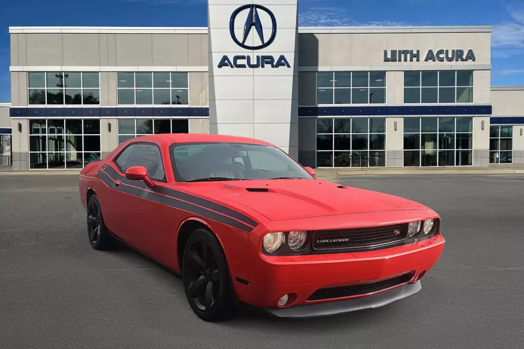 2014 Dodge Challenger R/T photo 1
