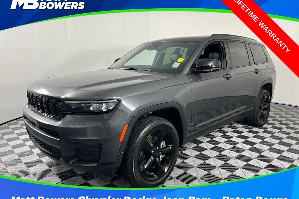 2022 Jeep Cherokee Laredo photo 1