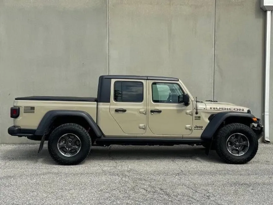 2020 Jeep Gladiator Rubicon photo 1