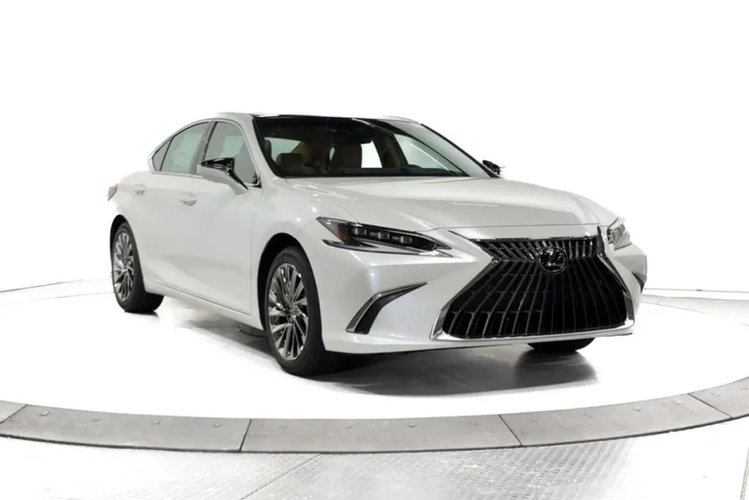 2025 Lexus ES 350 Ultra Luxury photo 1