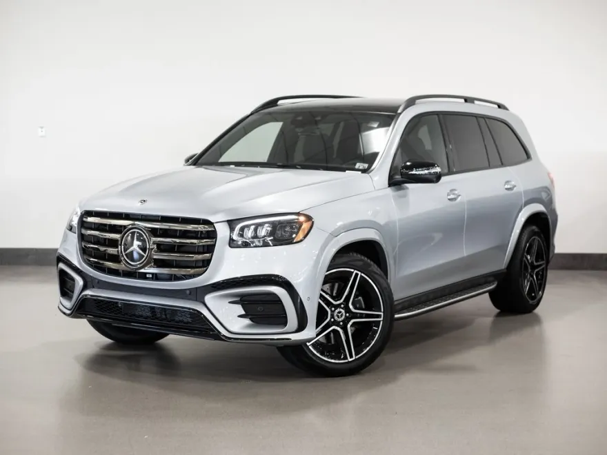 2025 Mercedes Benz GLS 450 4MATIC photo 1