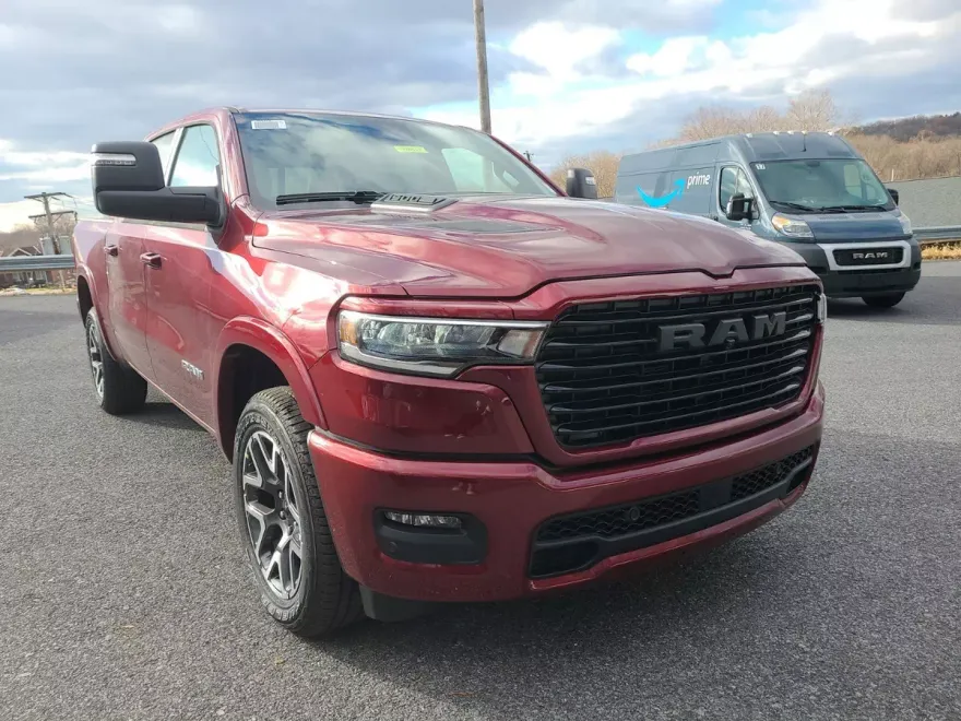 2025 Ram 1500 Laramie photo 1