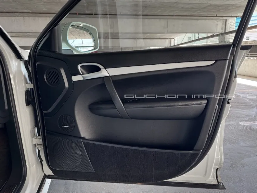 2009 Porsche Cayenne GTS photo 31