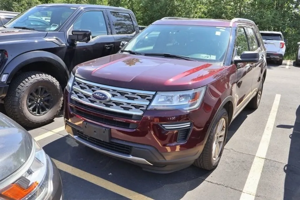 2018 Ford Explorer XLT photo 1