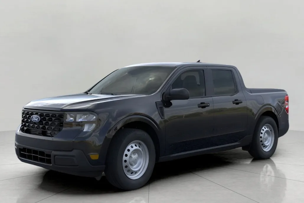 2025 Ford Maverick XL photo 1