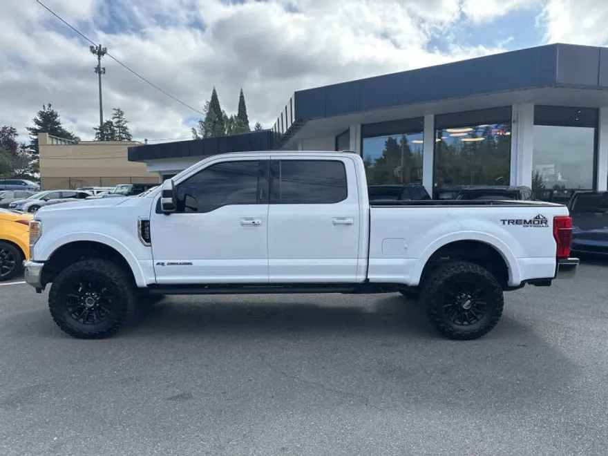 2022 Ford F-250 Lariat photo 1