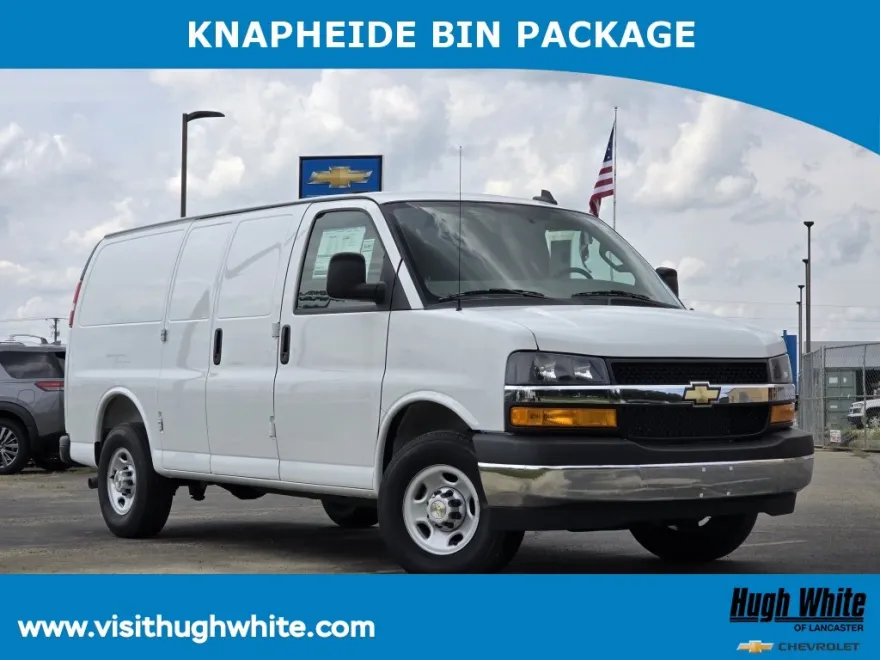 2025 Chevrolet Express Cargo Van photo 1