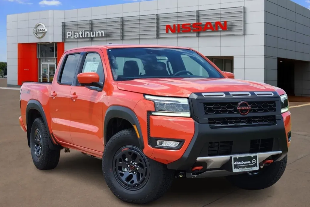 2025 Nissan Frontier PRO-4X photo 1