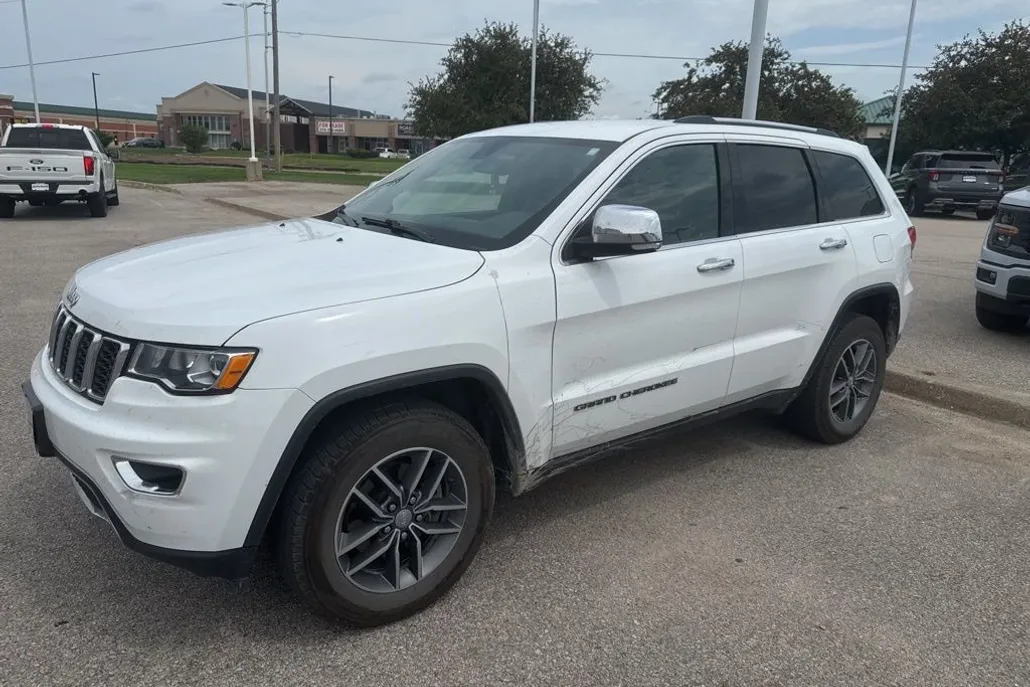 2017 Jeep Grand Cherokee Limited photo 1
