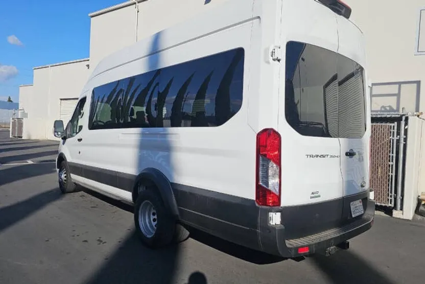 2023 Ford Transit XLT photo 1