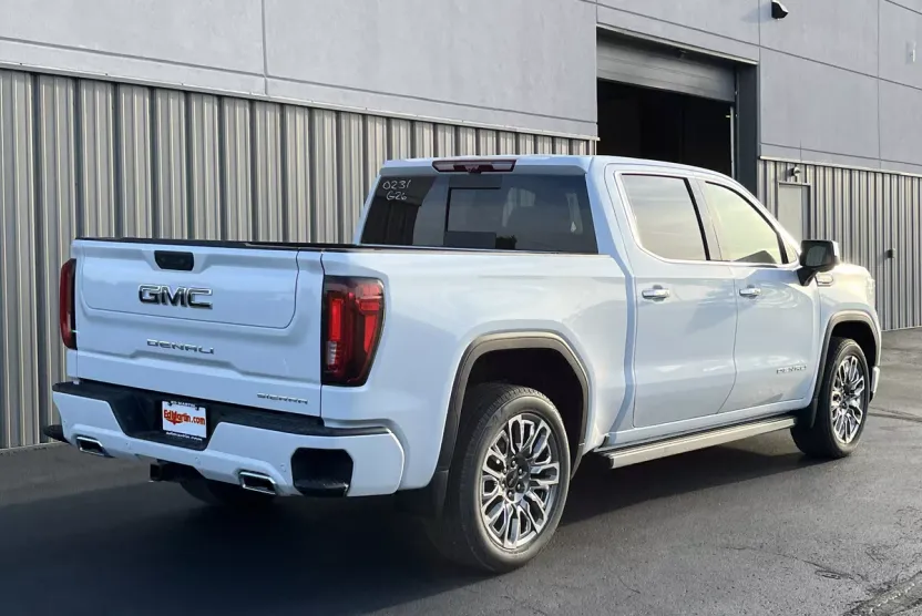 2026 Gmc Sierra 1500 Denali Ultimate photo 1