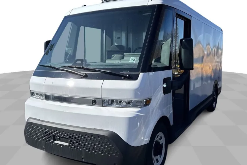 2023 Brightdrop Zevo 600 photo 1