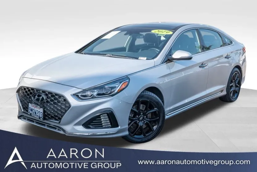 2019 Hyundai Sonata Limited photo 1