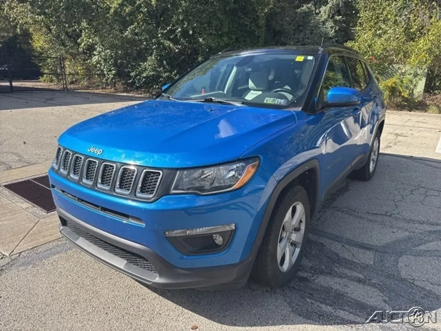 2019 Jeep Compass Latitude photo 1