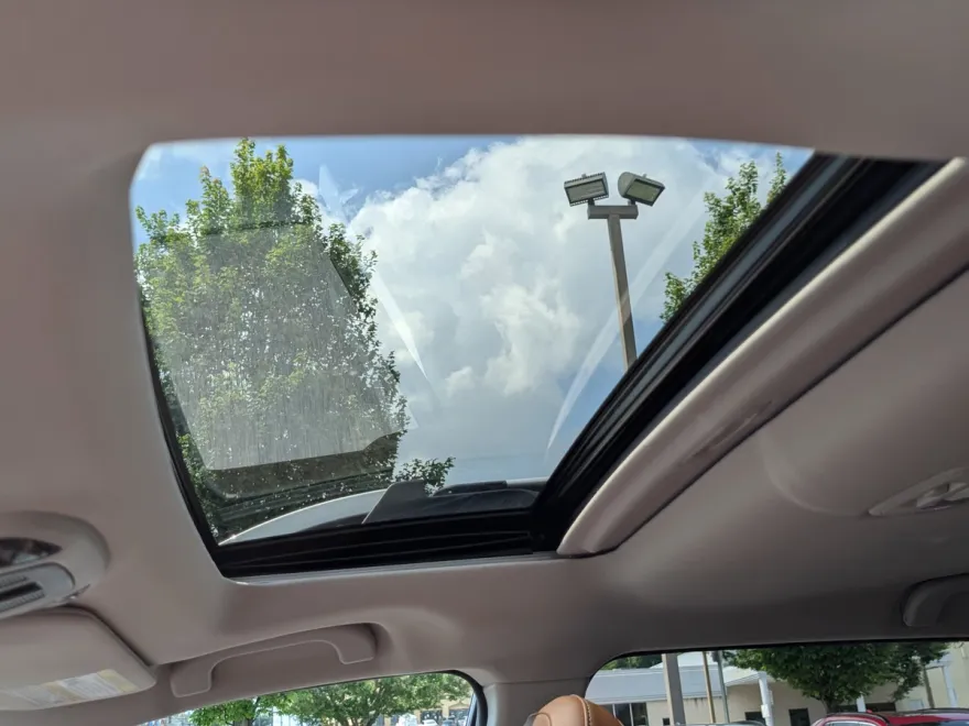 2024 Subaru Outback Touring XT photo 1