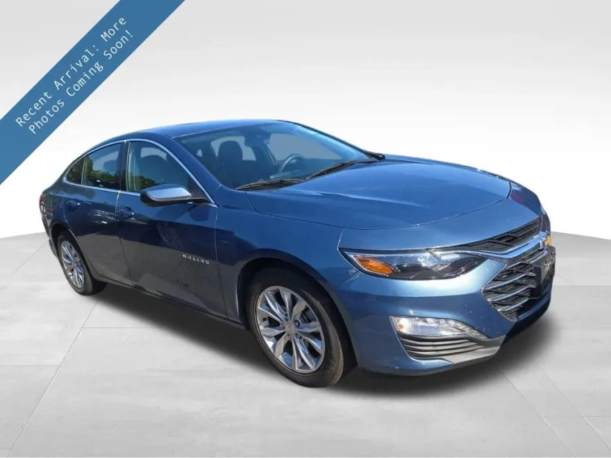 2024 Chevrolet Malibu 1LT photo 1