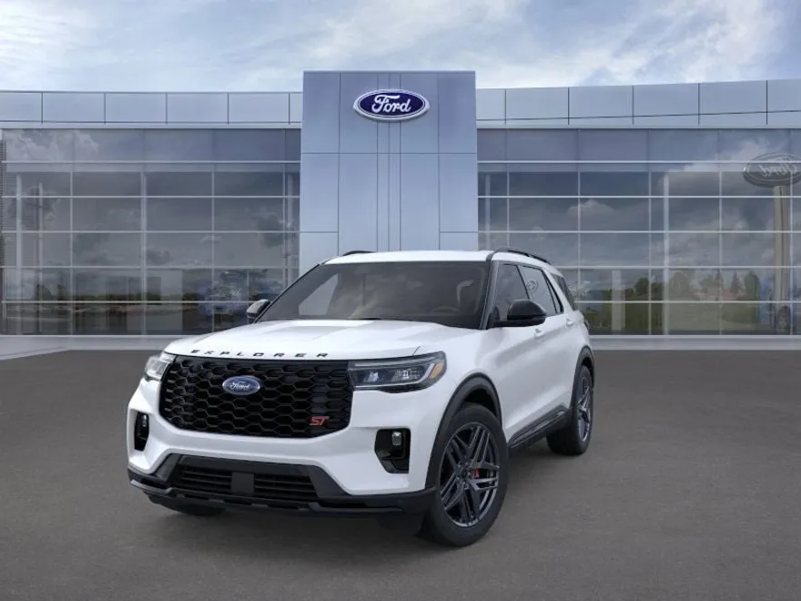 2025 Ford Explorer ST photo 1
