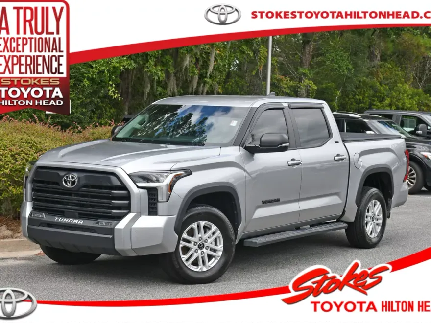 2024 Toyota Tundra SR5 CrewMax photo 1