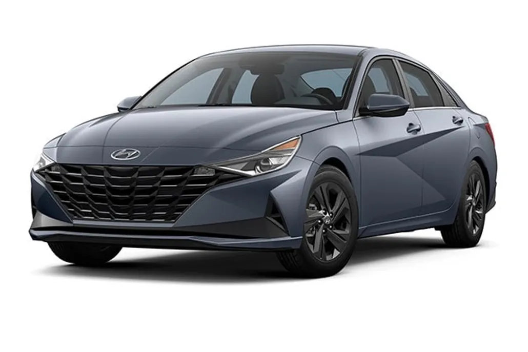 2023 Hyundai Elantra SEL photo 1