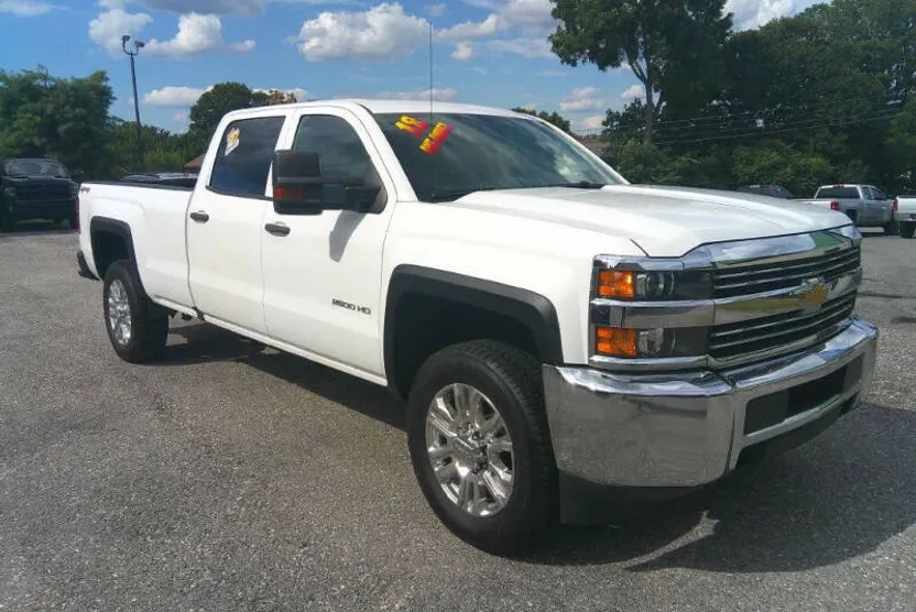 2018 Chevrolet Silverado Work Truck LS Base photo 1