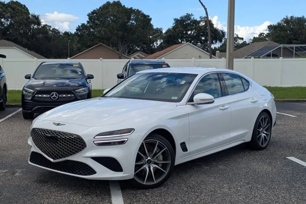 2025 Genesis G70 2.5T photo 1