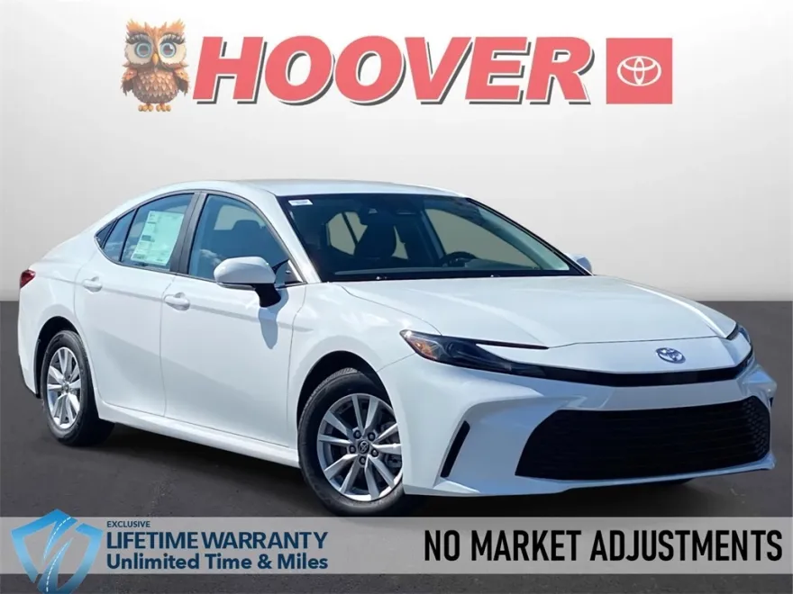 2026 Toyota Camry LE photo 1