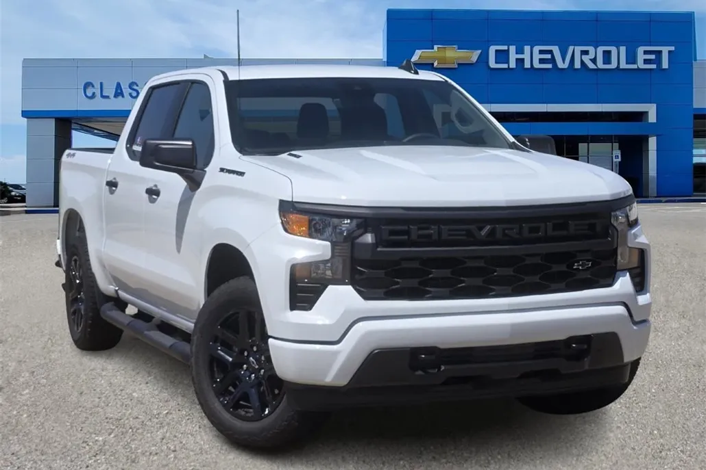 2025 Chevrolet Silverado 1500 Custom photo 1