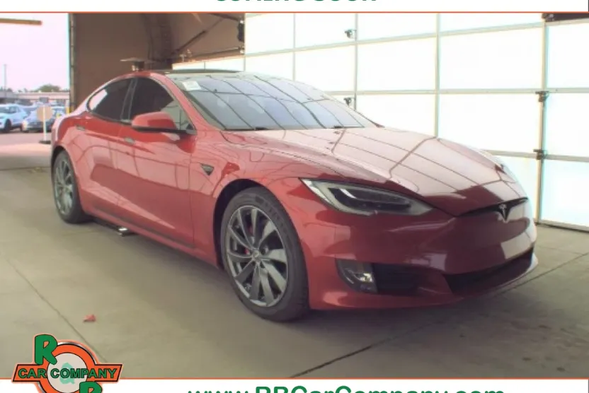 2020 Tesla Model S Performance photo 1