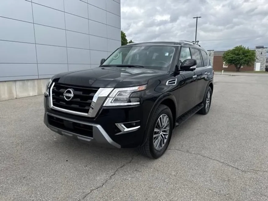 2024 Nissan Armada SL photo 1