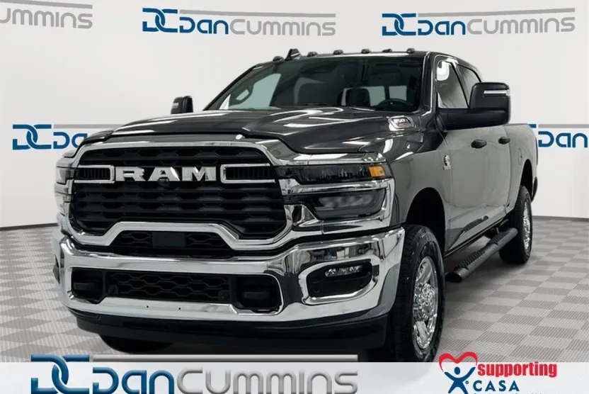 2025 Ram 2500 Tradesman photo 1