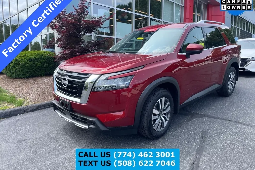 2024 Nissan Pathfinder SL photo 1