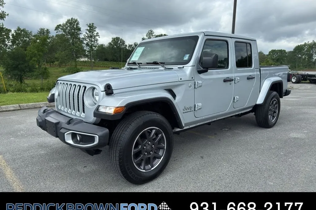 2023 Jeep Gladiator Overland photo 1