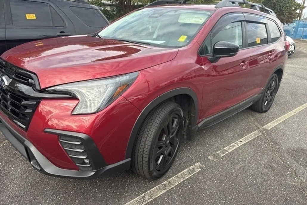 2024 Subaru Ascent Onyx Edition photo 1