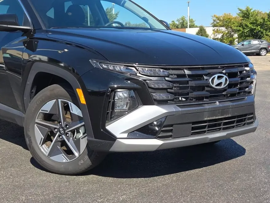 2025 Hyundai Tucson SEL photo 1