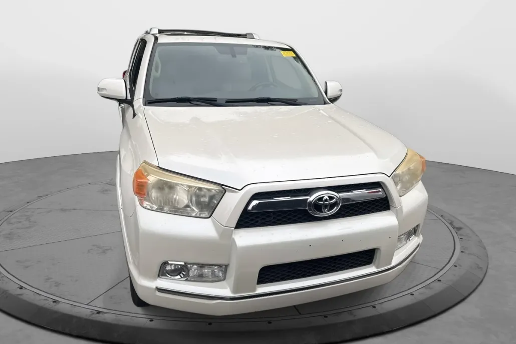 2013 Toyota 4Runner Limited photo 1