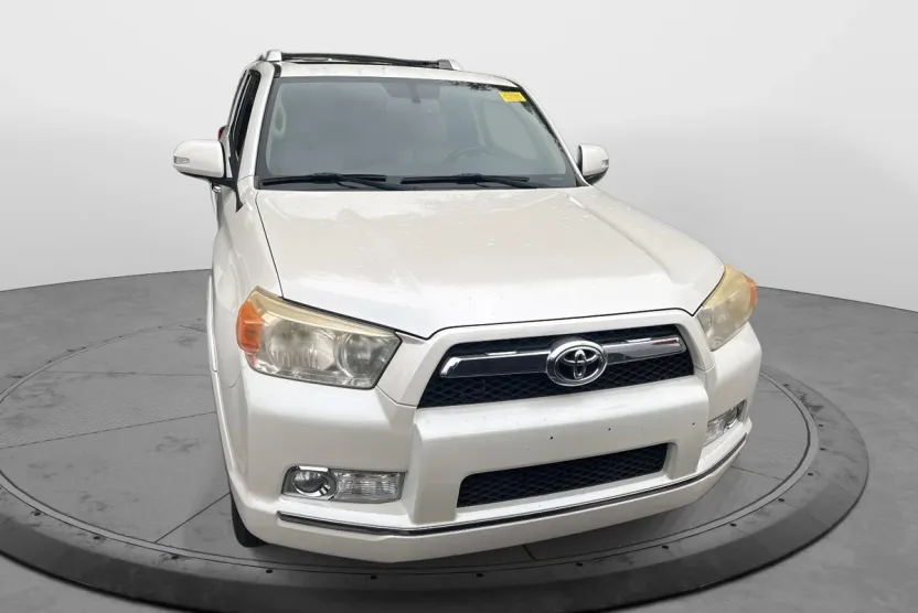 2013 Toyota 4Runner Limited photo 1