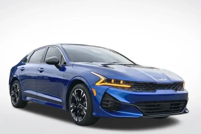 2024 Kia K5 GT-Line photo 1