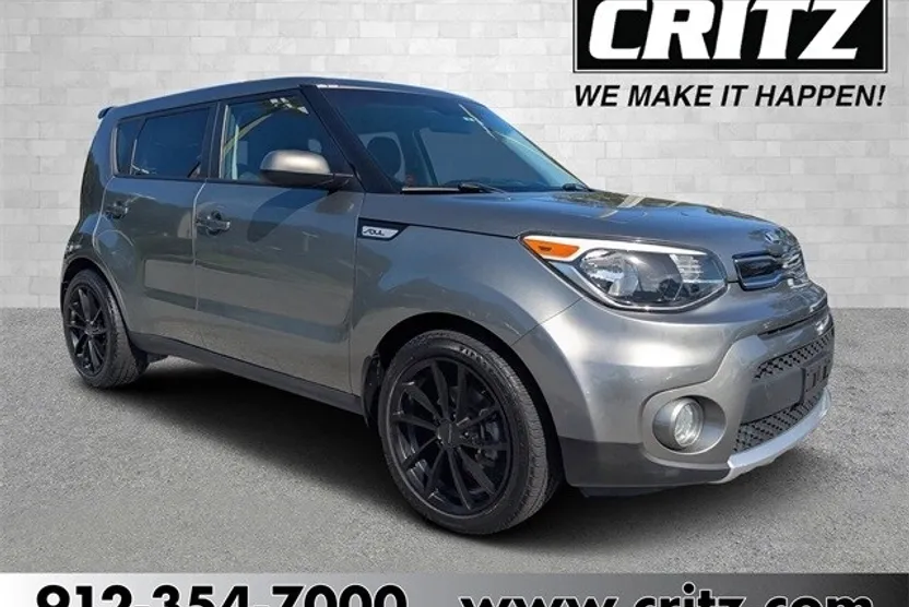 2017 Kia Soul Plus photo 1