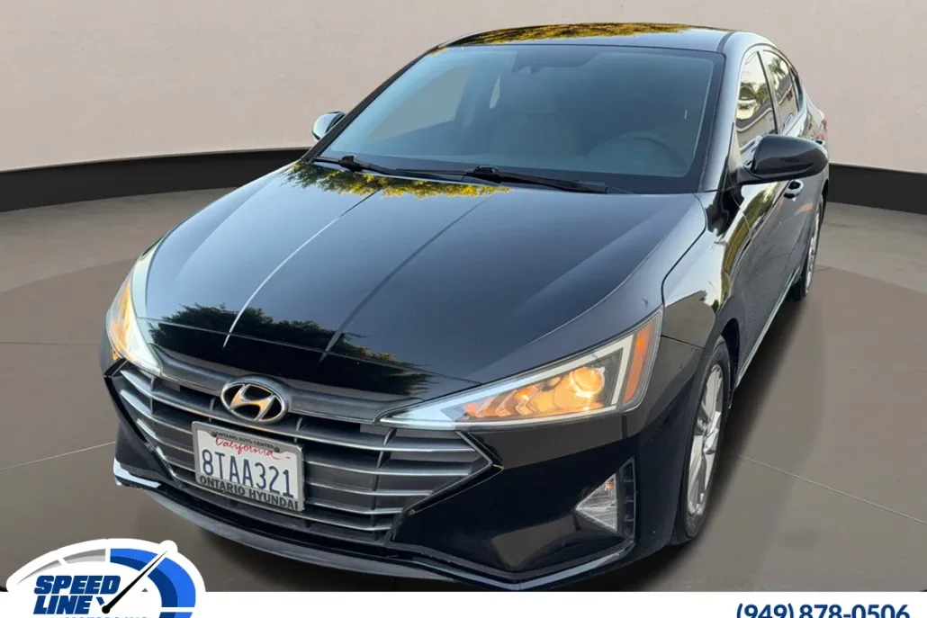 2020 Hyundai Elantra SEL photo 1