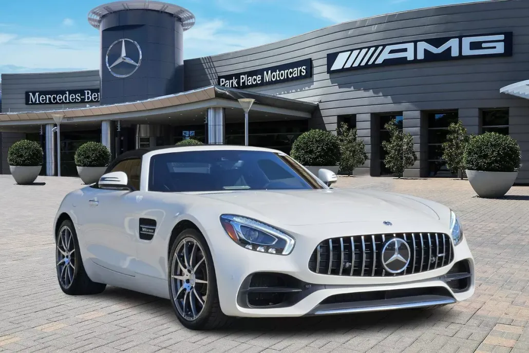 2018 Mercedes Benz AMG GT Roadster photo 1