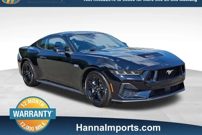 2024 Ford Mustang GT photo 1