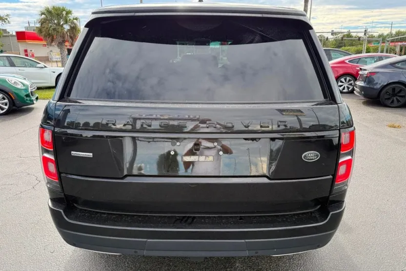 2018 Land Rover Range Rover SuperCharged photo 1