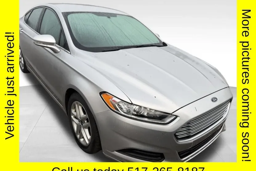 2015 Ford Fusion SE photo 1