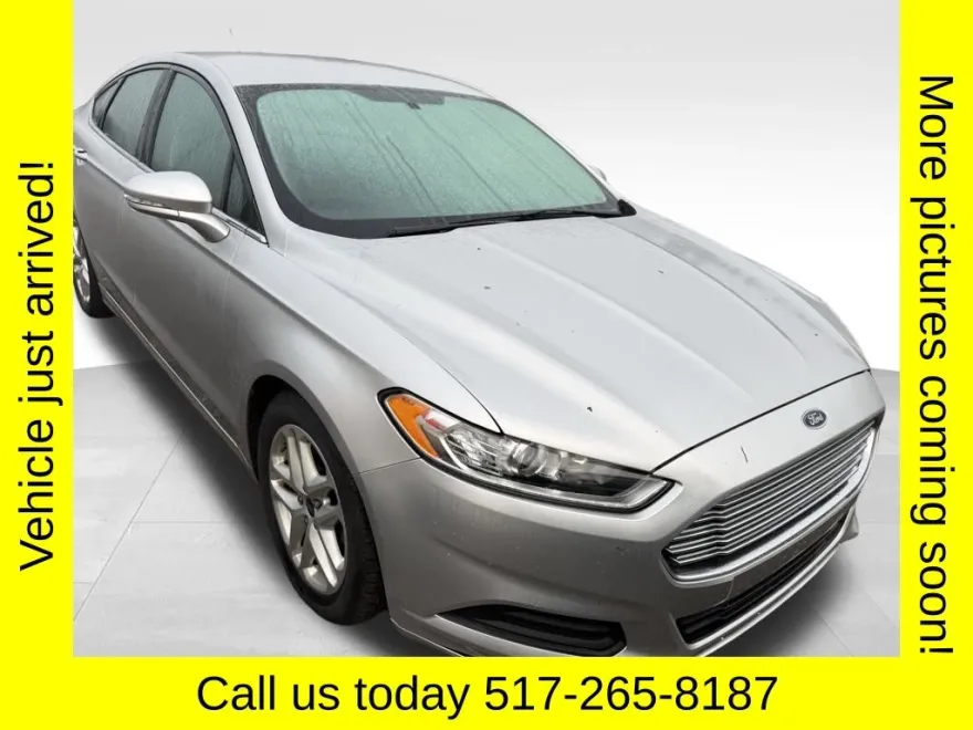 2015 Ford Fusion SE photo 1