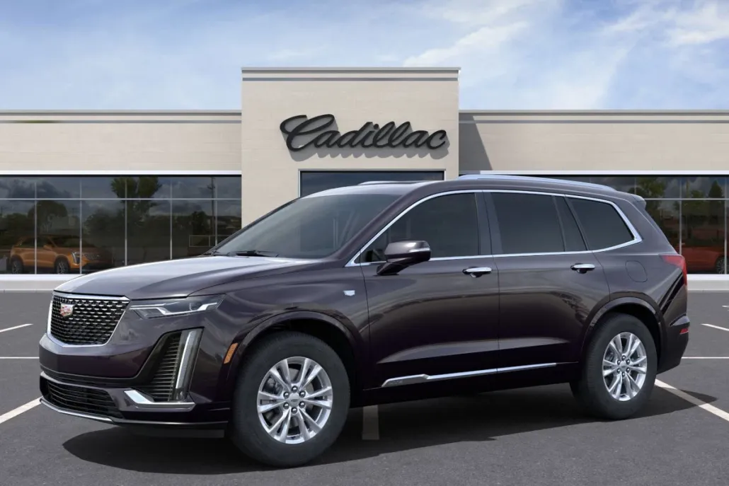 2025 Cadillac XT6 Luxury photo 1