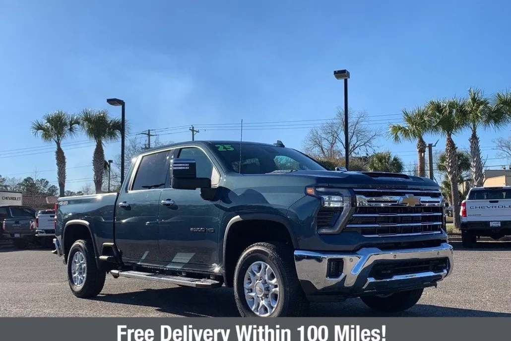 2025 Chevrolet Silverado 2500HD LTZ photo 1