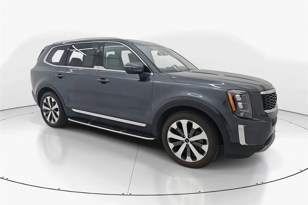 2022 Kia Telluride EX photo 1