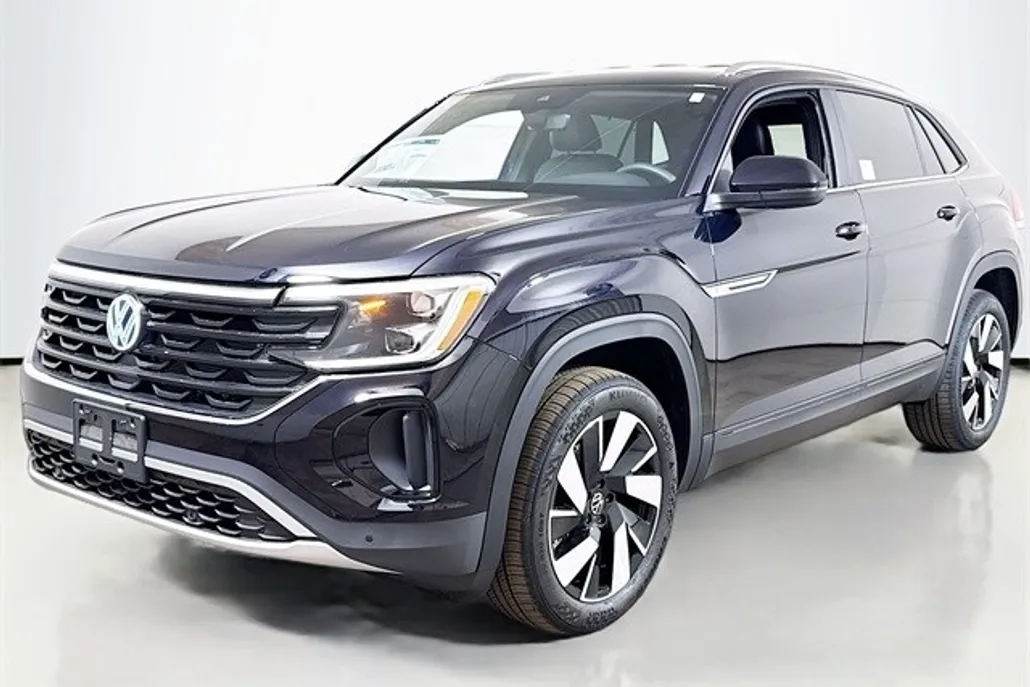 2025 Volkswagen Atlas Cross Sport SE Technology photo 1