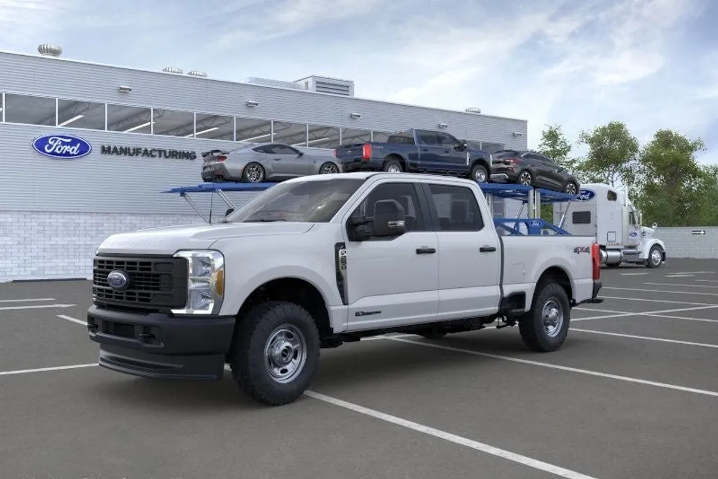2025 Ford F-250 photo 1
