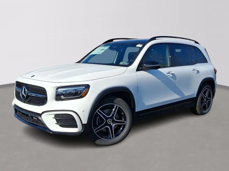 2025 Mercedes Benz GLB 250 4MATIC photo 1